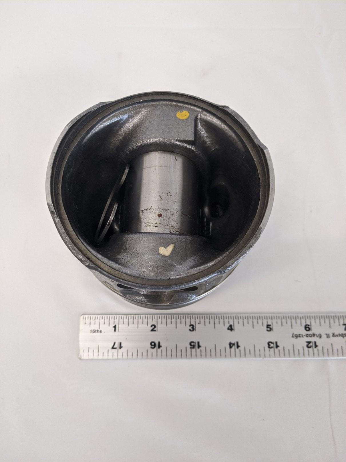 New Detroit Diesel 4/6 Om926 EPA07 Piston Cylinder - P/N DDE A9260301018 (10162180161852)