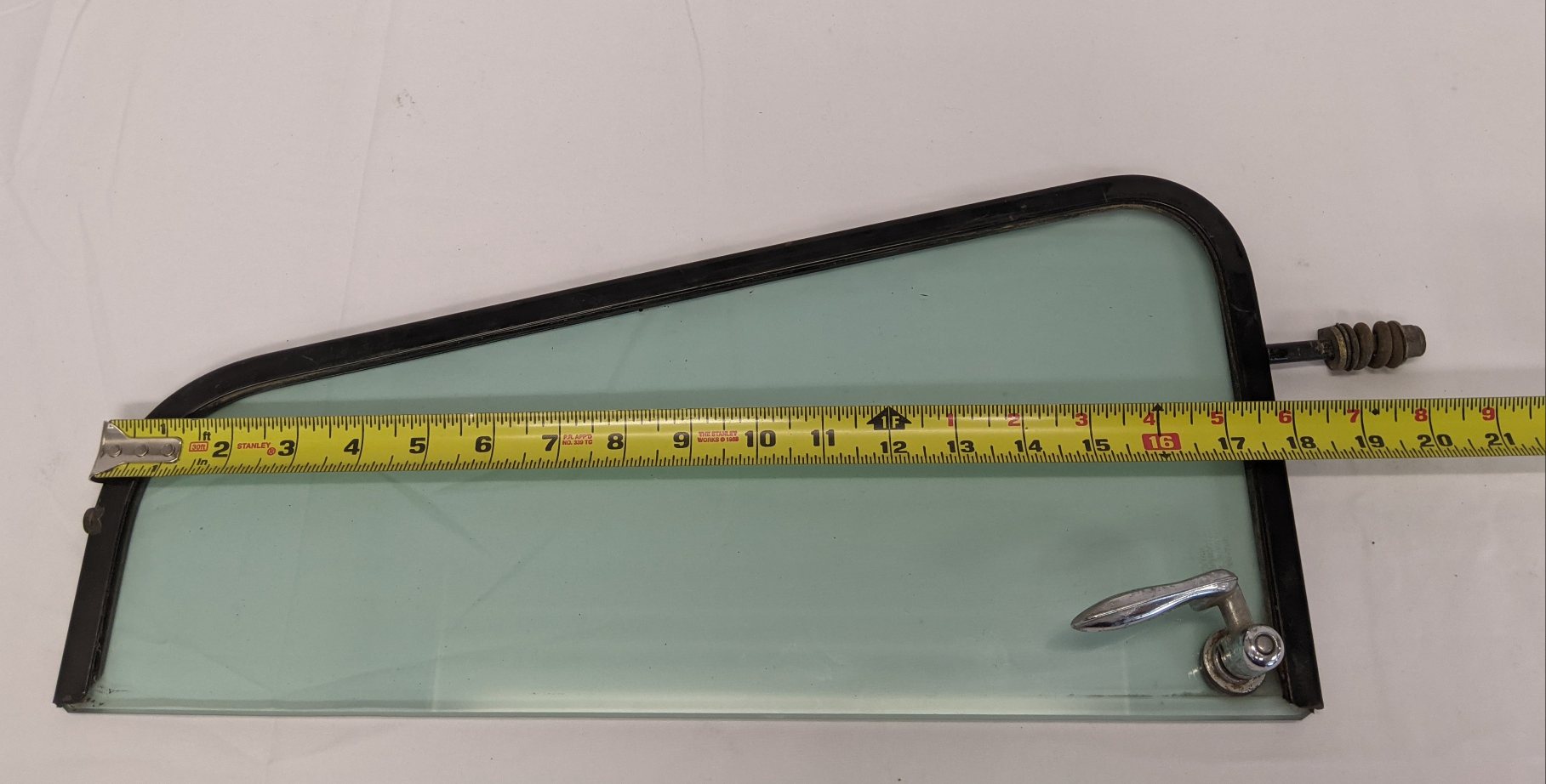 Used Freightliner FLD LH Latching Tinted Vent Window - P/N A18-17428-002 (10090821419324)