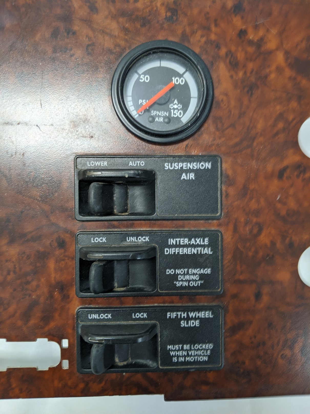 Freightliner Columbia Center Instrument Dash Panel (22-45867-000)