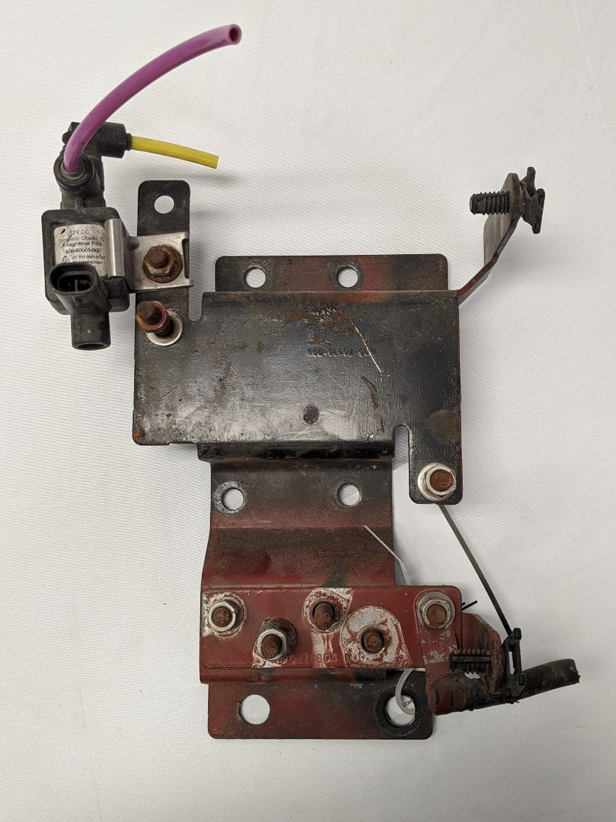 Used Freightliner Powernet Distribution Bracket w/ Solenoid - P/N A06-76095-000