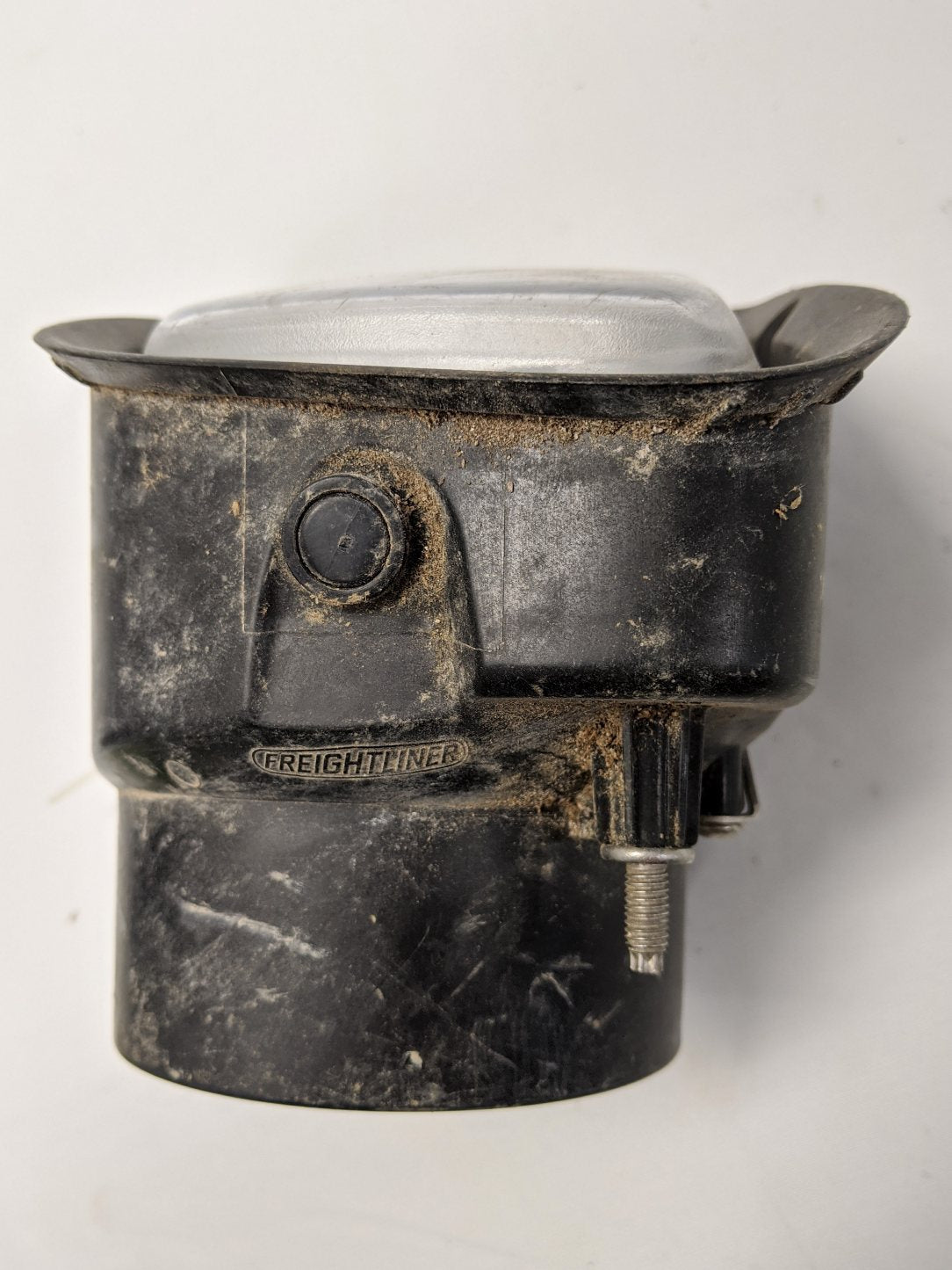 Used Freightliner Cascadia P3 LH Fog Light w/ Bulb - P/N A06-51908-000