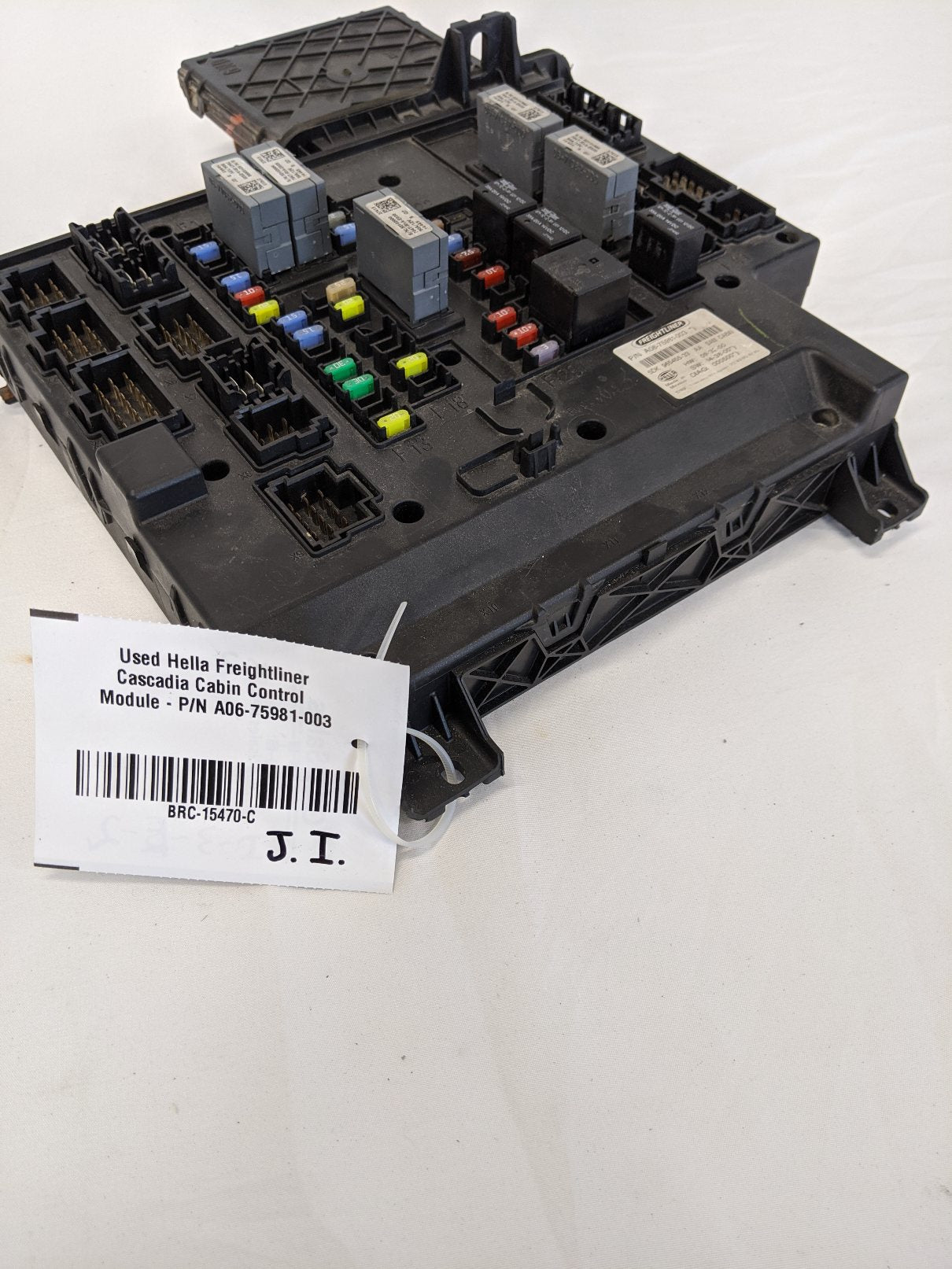 Used Hella Freightliner Cascadia Cabin Control Module - P/N A06-75981-003