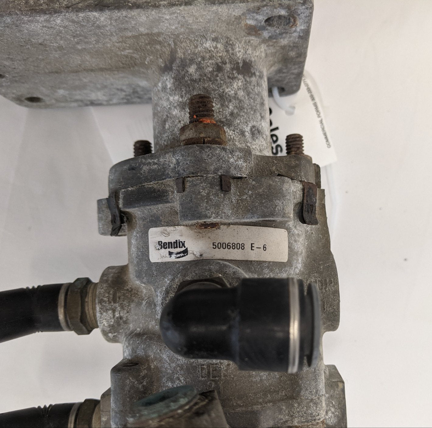 Used Bendix Foot Valve Brake Pedal Assembly - P/N A12-20563-001 (10114578874684)