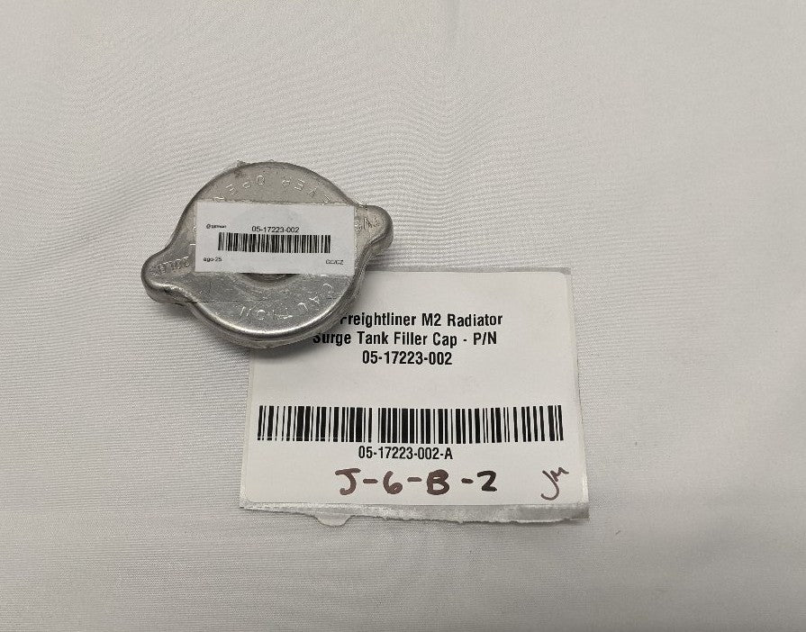 Freightliner M2 Radiator Surge Tank Filler Cap | 05-17223-002