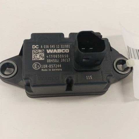 WABCO Chassis Mounted Brake Connector - P/N: 446 065 085 0 (9589379006780)