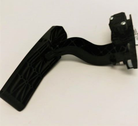 Freightliner Accelerator/Throttle Pedal - P/N  A01-33821-000 (4268426625110)