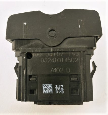 Freightliner Cascadia Lower Bunk Read Lamp Switch P/N  A06-53782-145 (4300887490646)