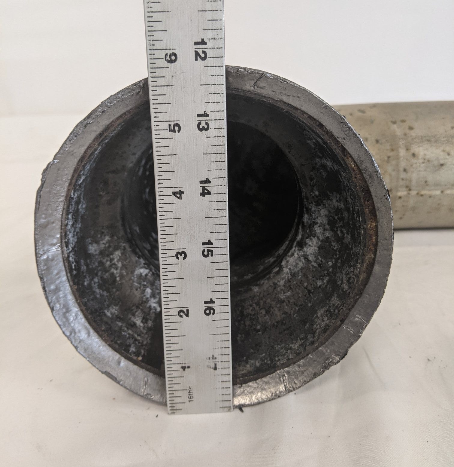 Used Cascadia P3 Exhaust pipe Inlet - P/N 04-30676-000