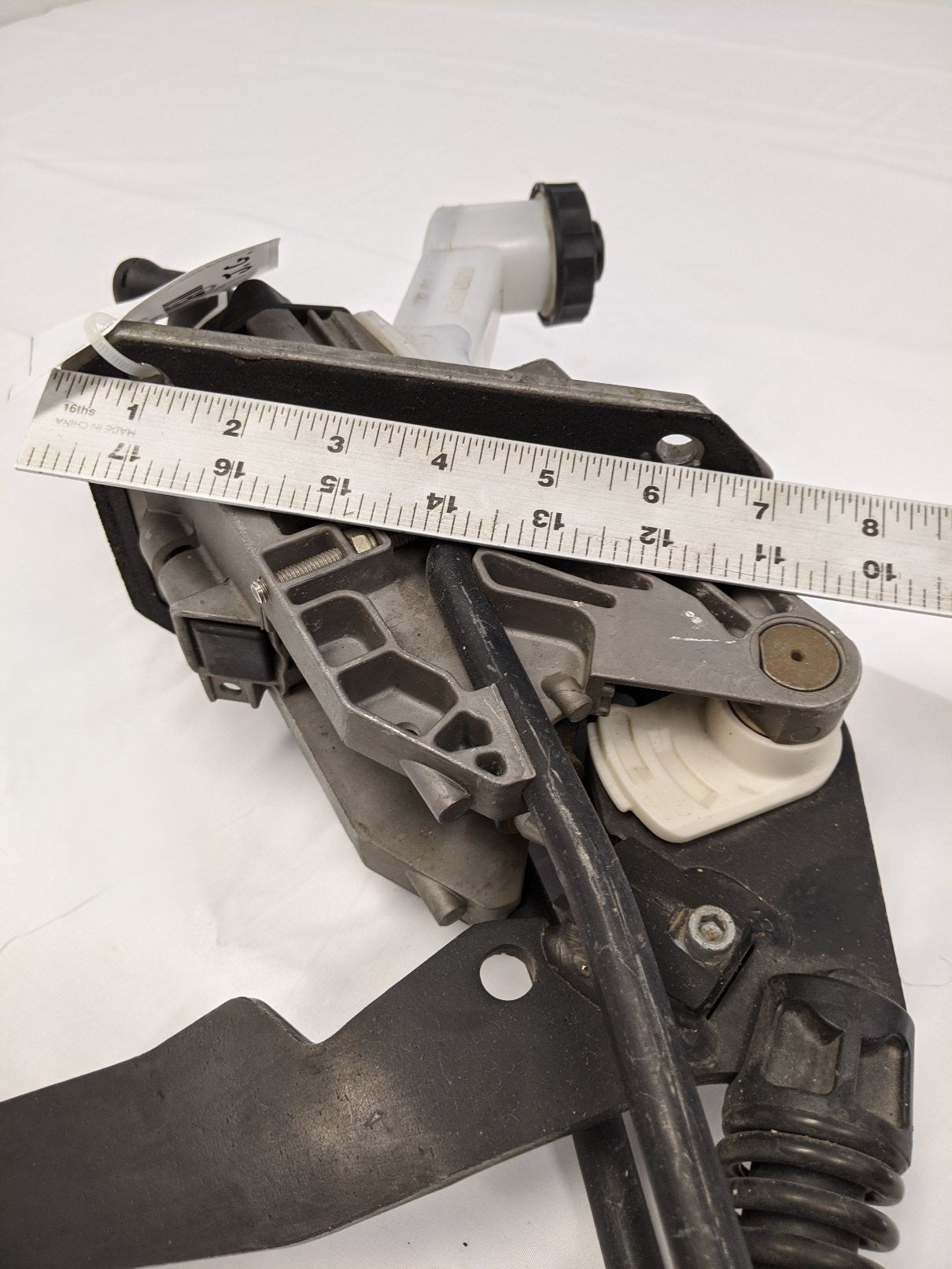 Wabco Hydraulic Clutch Pedal And Bracket - A02-13485-000