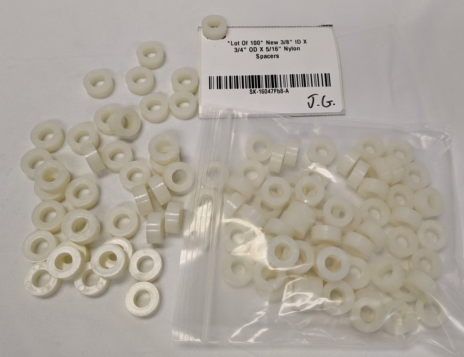 *Lot Of 100* New 3/8" ID X 3/4" OD X 5/16" Nylon Spacers