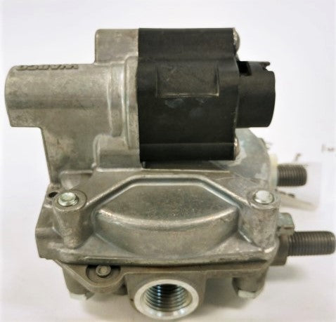 Damaged Wabco ABS Relay Valve - P/N  976 200 100 0 / 9762001000 (4360496349270)