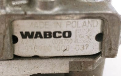 Damaged Wabco ABS Relay Valve - P/N  976 200 100 0 / 9762001000 (4360496349270)