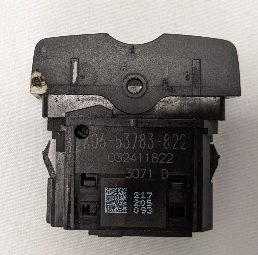 Freightliner Cascadia HSA Override Rocker Switch A06-53783-822