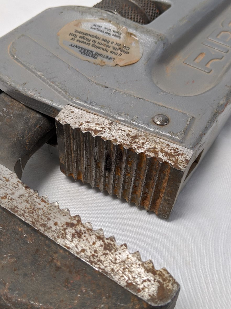 Used Ridgid 36" Aluminum Straight Pipe Wrenches