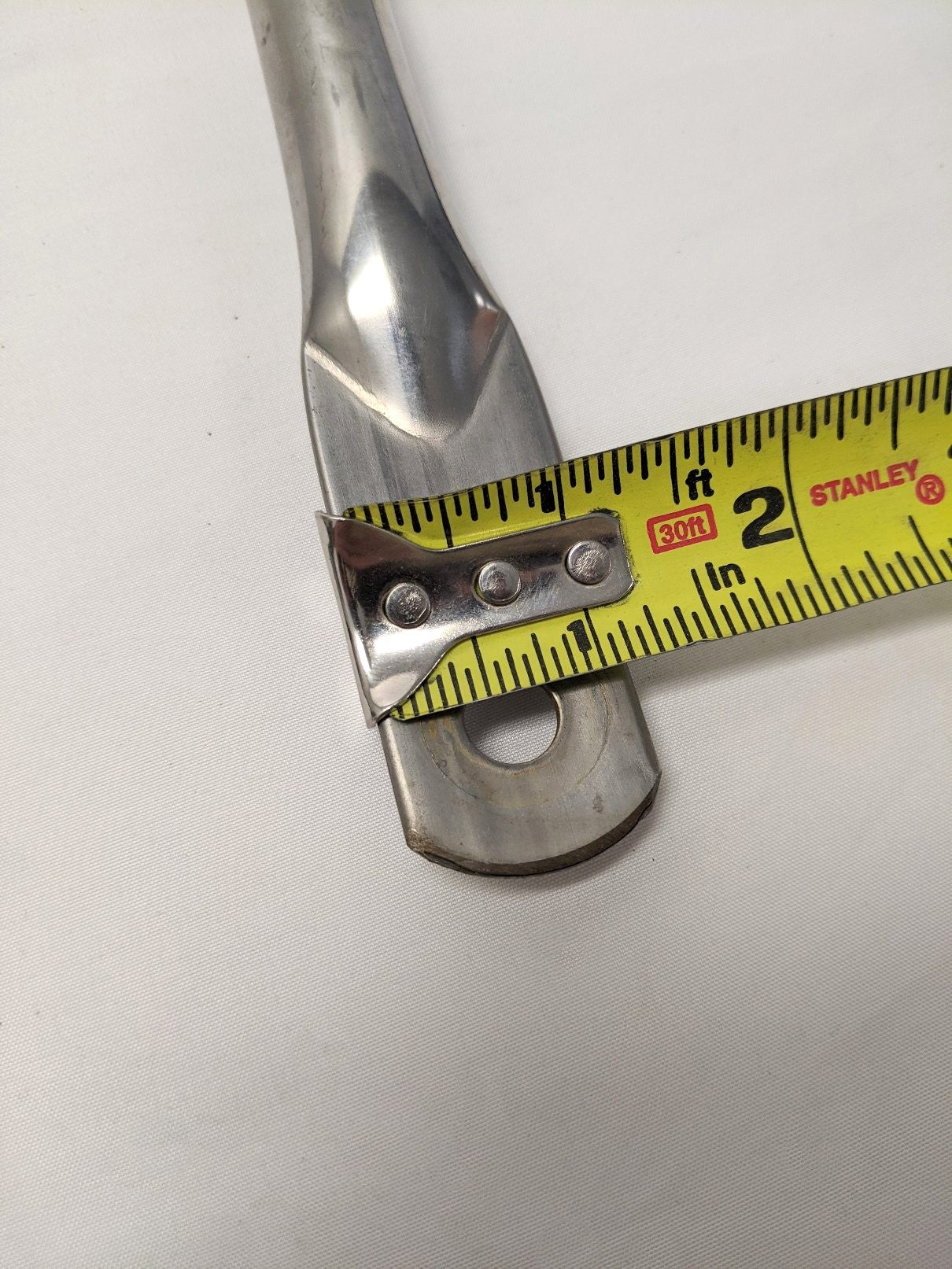 Used Freightliner FLD Classic RH 19 3/4" Mirror Strut Brace - P/N  22-33001-001