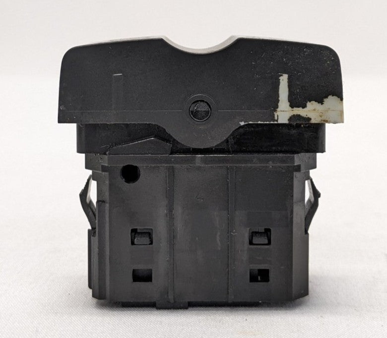 Freightliner Cascadia HSA Override Rocker Switch A06-53783-822