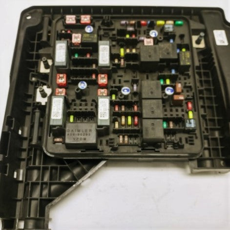 Freightliner Power Distribution Module. VPDM Fuse Panel P/N  A06-90283-000 (4425531588694)