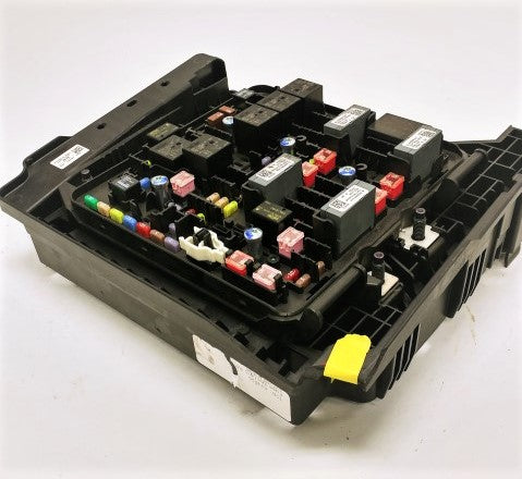 Freightliner Power. Distribution Module VPDM Fuse Panel P/N  A06-90283-000 (4425894559830)