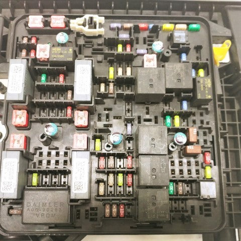 .Freightliner Power Distribution Module VPDM Fuse Panel P/N  A06-90283-000 (4427840880726)