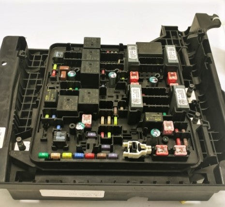 .Freightliner Power Distribution Module VPDM Fuse Panel P/N  A06-90283-000 (4427840880726)