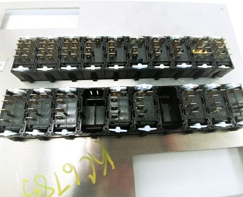 Western Star Switch Panel, 2V, 20E, 5A, CHERRY P/N  A18-61792-401 (4465189126230)