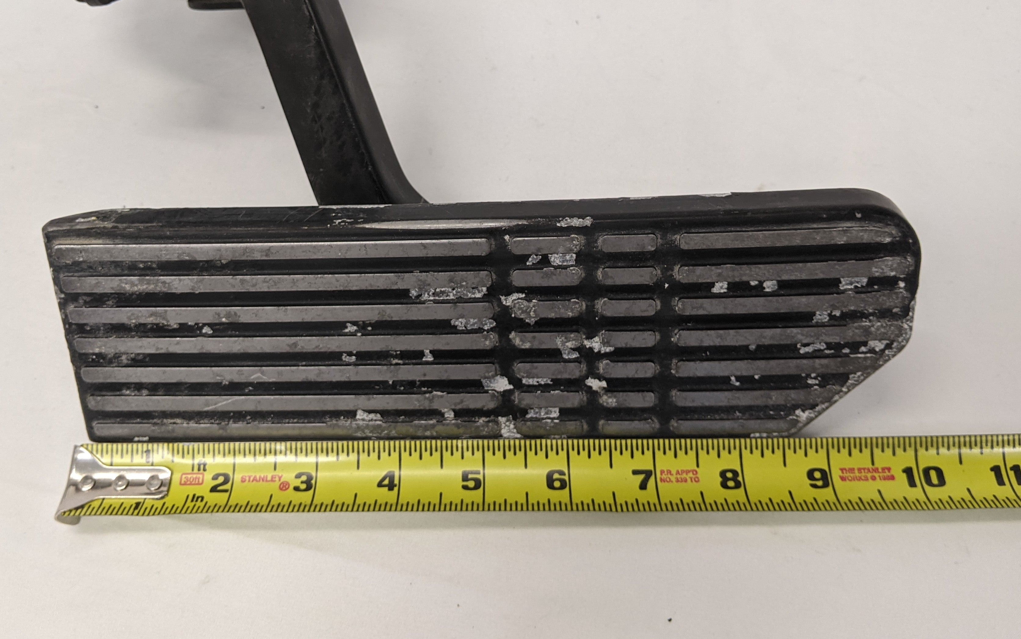Freightliner Century Electric Accelerator Pedal - A01-22954-006