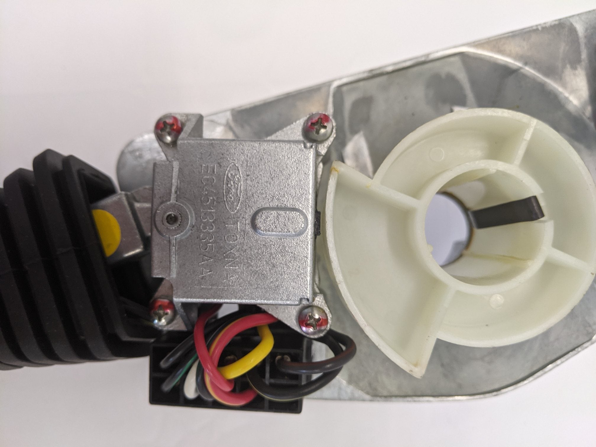 Broken Ford Turn & Windshield Wiper Switch Assembly - P/N 6C45 11K661 AA (10128141648188)