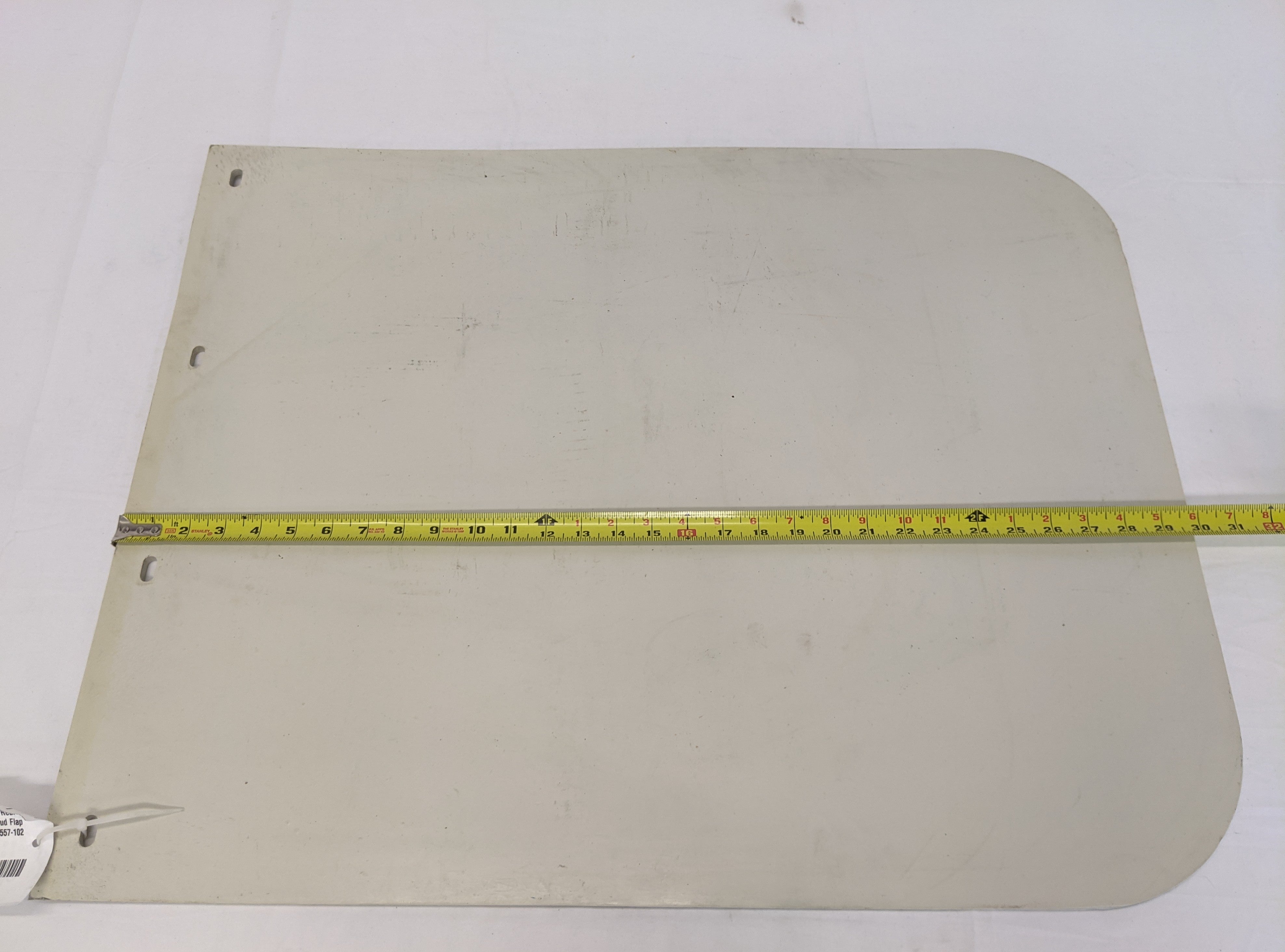 Western Star LH/RH Rear 30" Straight White Mud Flap w/ Logo - P/N  22-69557-102 (10137958515004)