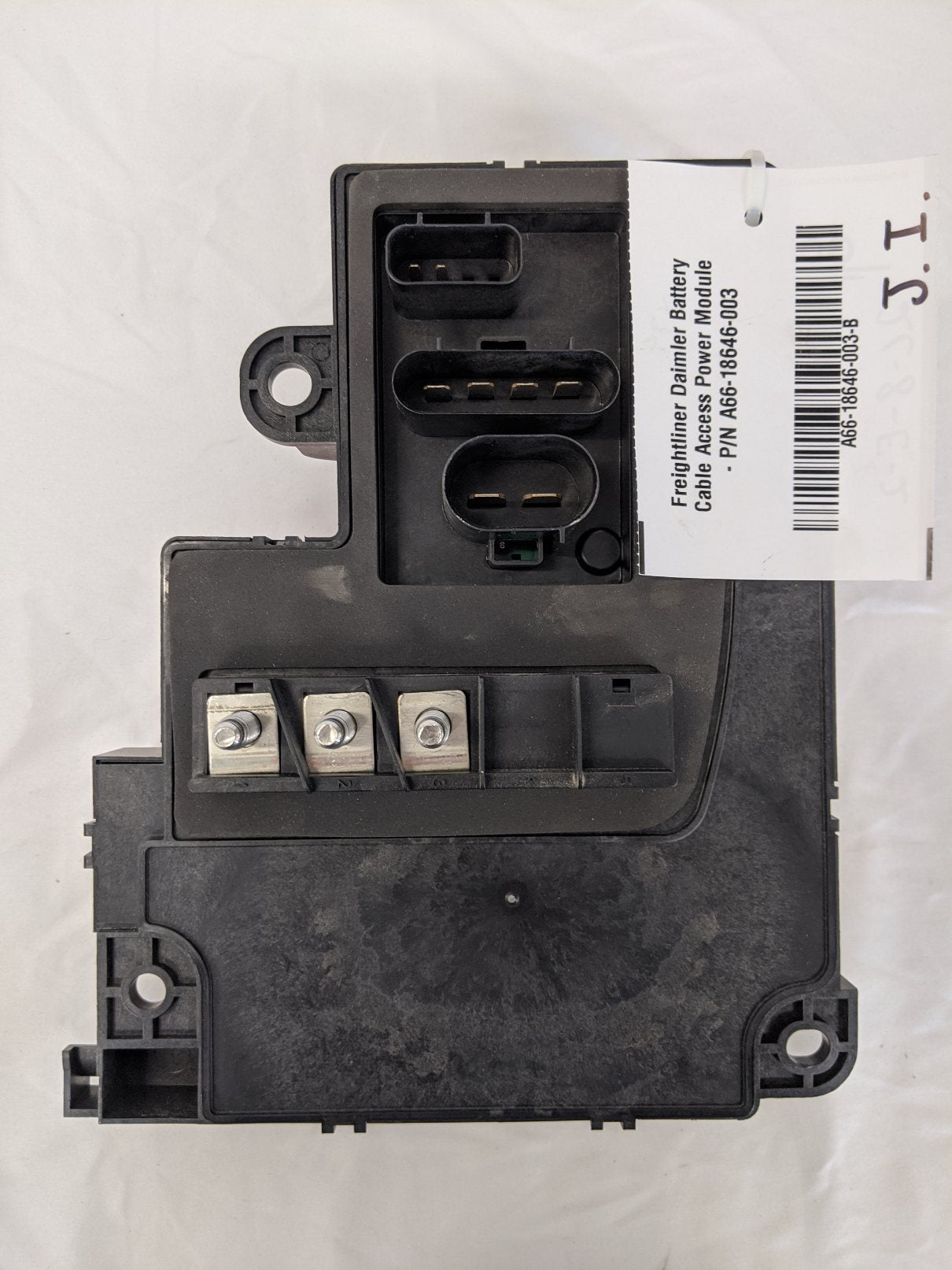 New Freightliner Daimler Battery Cable Access Power Module - P/N A66-18646-003 (10169462423868)