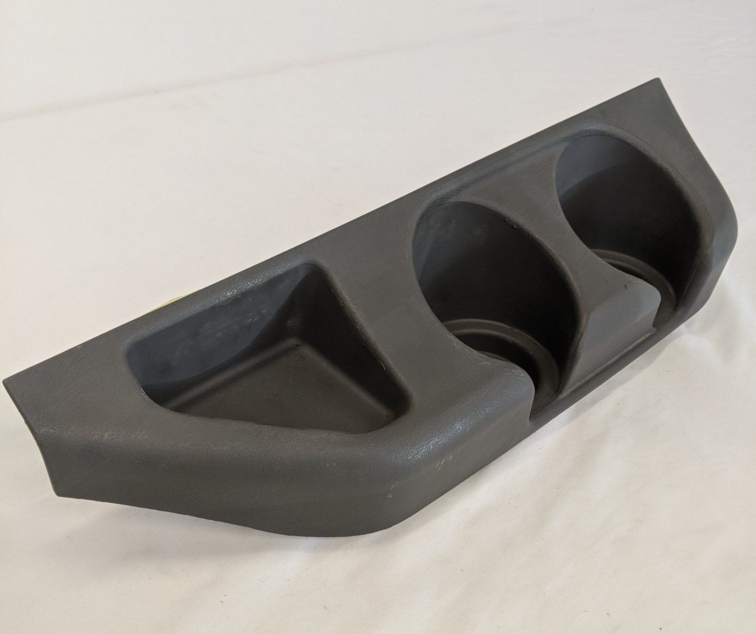 Damaged Freightliner Columbia, Century Gray Dash Cup Holder - P/N A18-41157-002 (10175160713532)