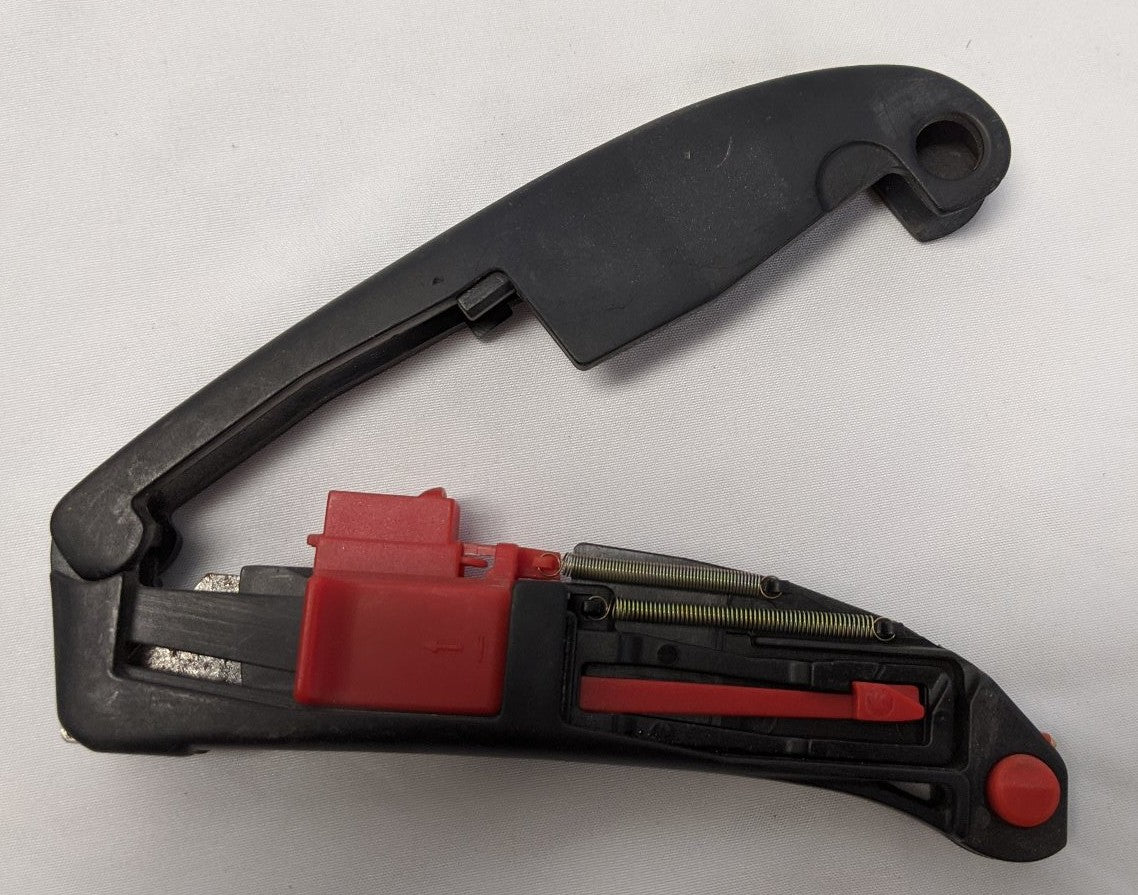 Martor Maxisafe Auto-Retract Safety Knife Lot of 3 101806