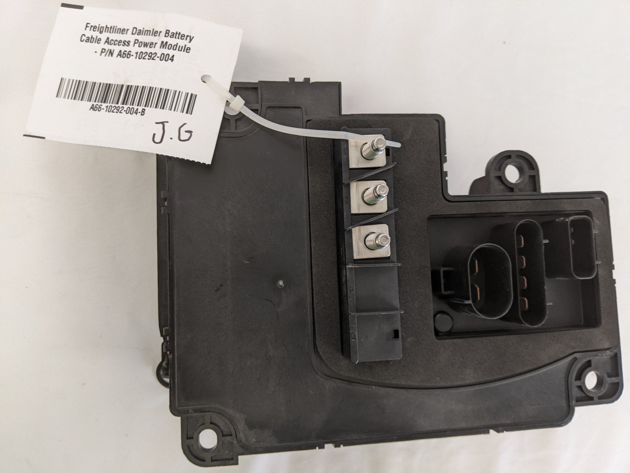 Freightliner Daimler Battery Cable Access Power Module - P/N A66-10292-004 (10172244492604)