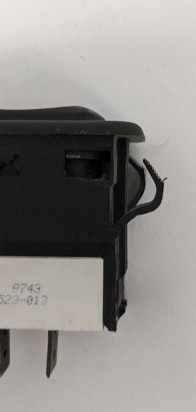 Used Freightliner Rear Dome Light Momentary Rocker Switch - P/N A06-22523-013 (8260520640828)