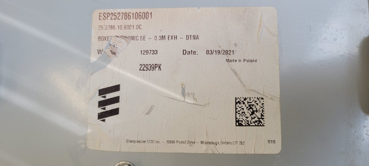 Used Espar Hydronic II D5S Boxed 12V Heater - P/N  ESP 252786106001