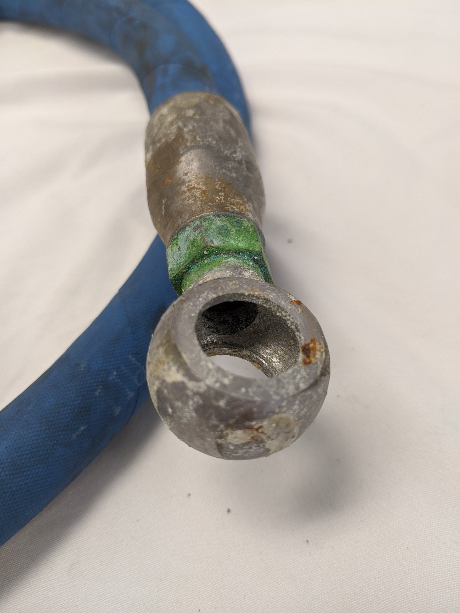 Freightliner Pump To Filter Fuel Line - DDE A4600908376