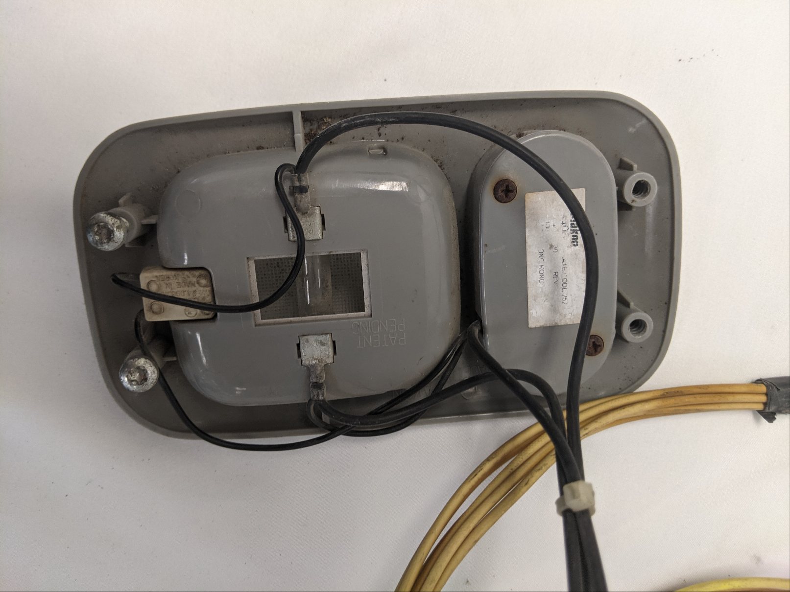 Freightliner Interior Dome Lights - 22-44816-001 (Set of 2)