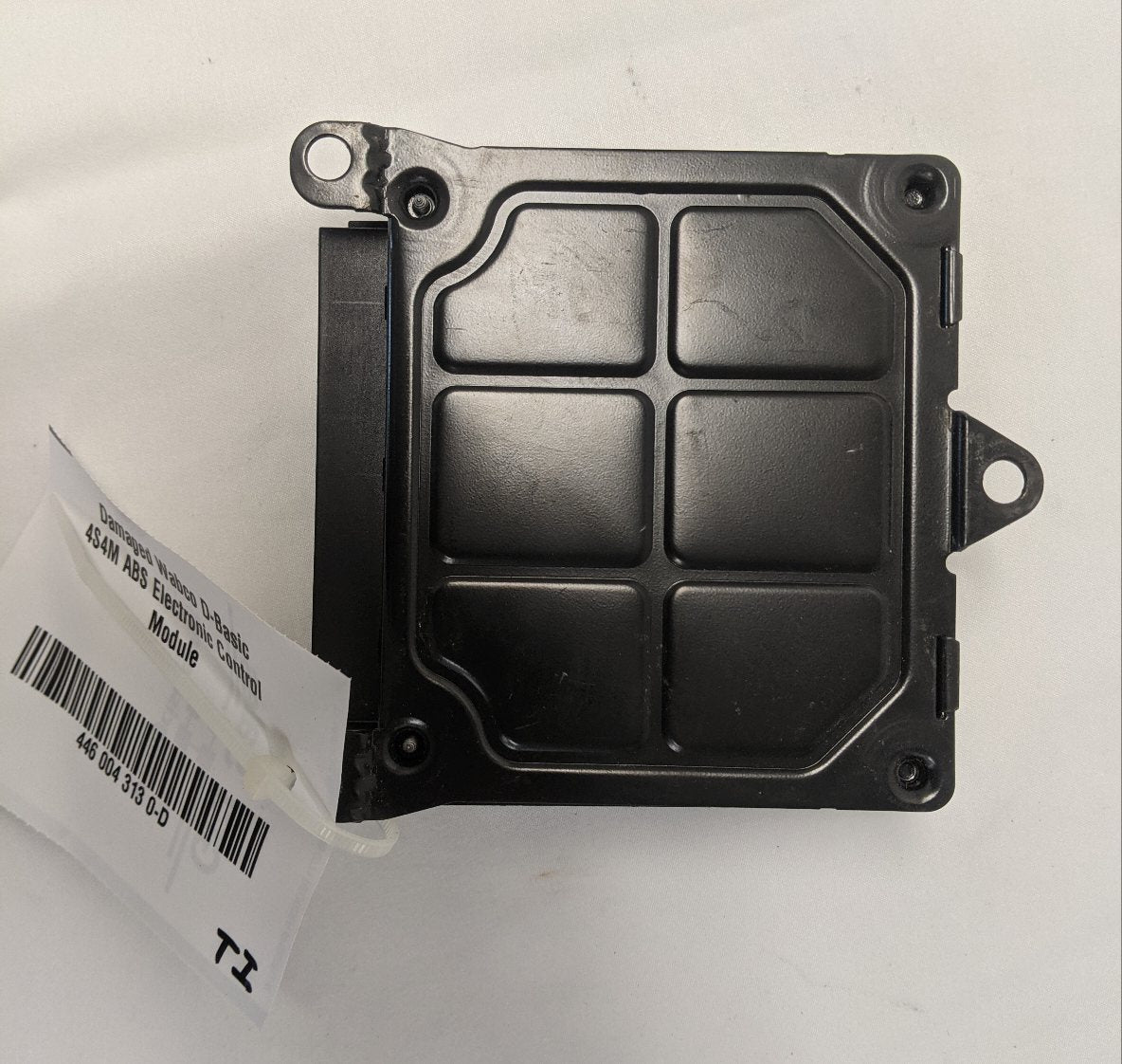 Damaged Wabco D-Basic 4S4M ABS Electronic Control Module - P/N WAB 446 004 313 0