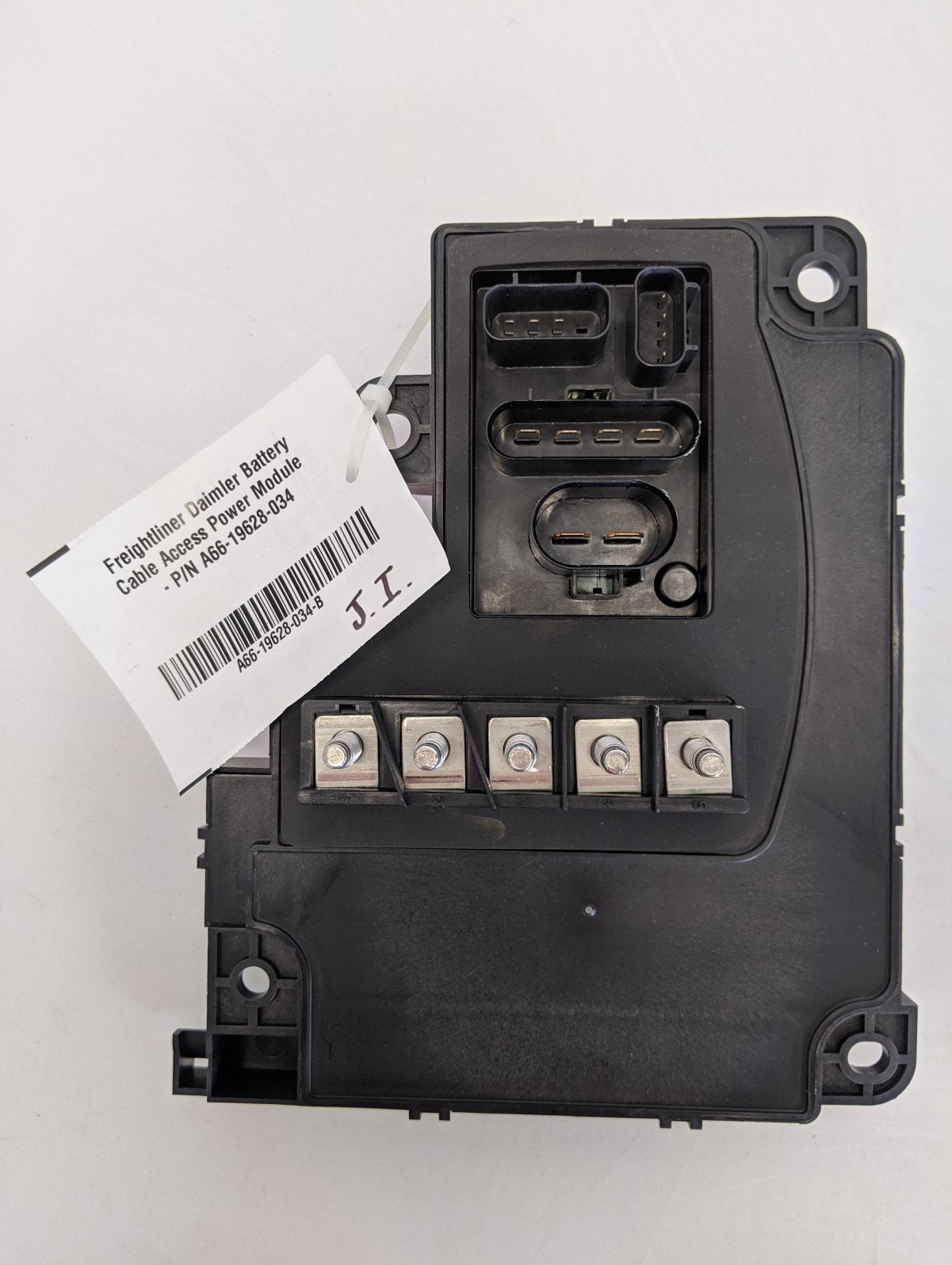 New Freightliner Daimler Battery Cable Access Power Module - P/N A66-19628-034 (10173047046460)