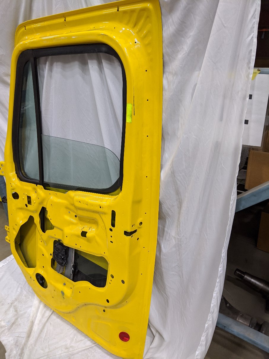 Damaged (1/2 Hr) Freightliner M2 Plus RH Door w/ Window - P/N Z18-71221-032 (10091449418044)