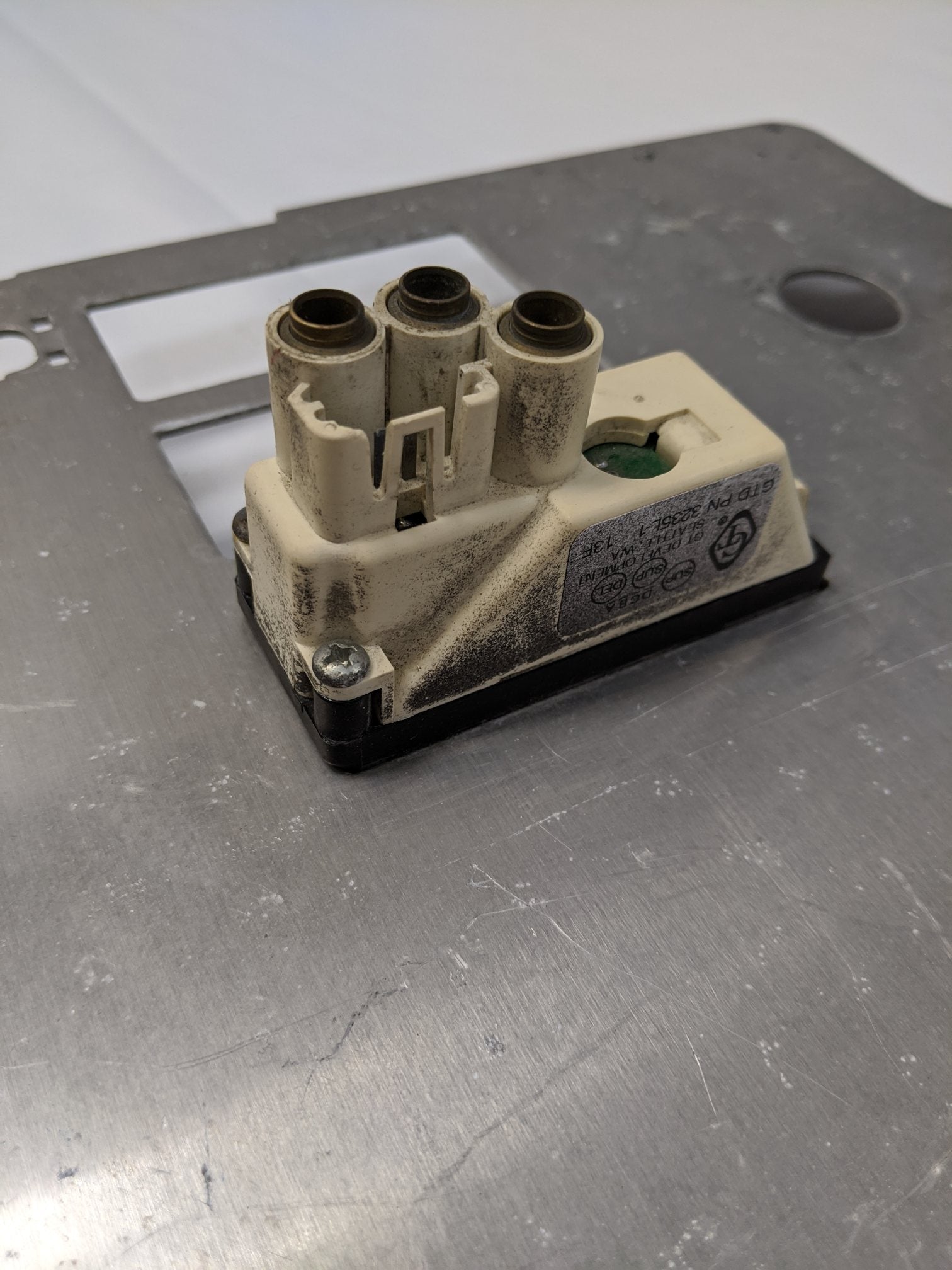 Used Freightliner Columbia Center Instrument Dash Panel - P/N 22-45867-000