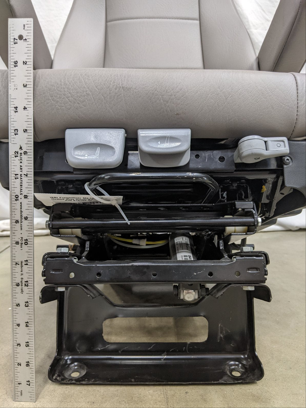 ISRI Freightliner M2 Level 3 Heated Gray Driver's Seat - P/N 816109 36