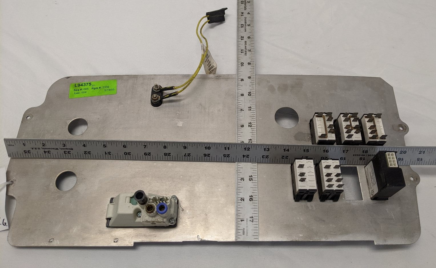 Used Freightliner Columbia Auxiliary Instrument Dash Panel -  P/N 22-45867-010