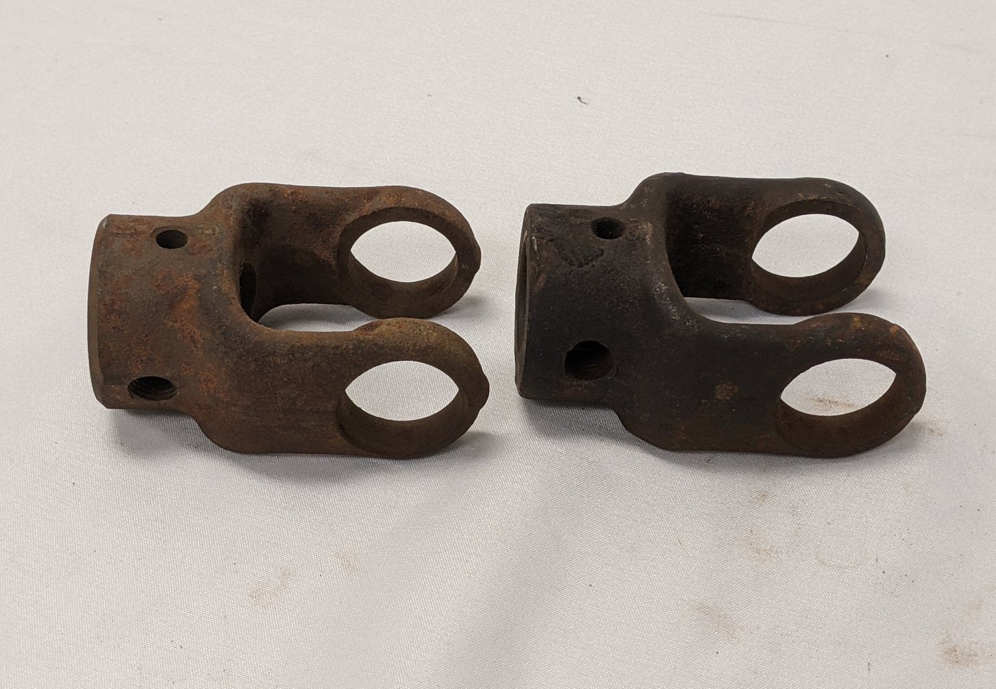 *Lot Of Two* Round Bore, No Keyway w/ Set Screw Implement Yoke