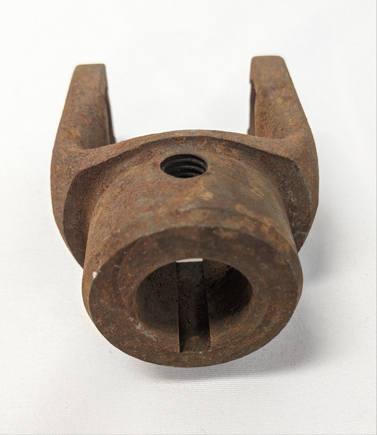 13/16" Round Bore, 1/4" Keyway, & Set Screw Implement Yoke