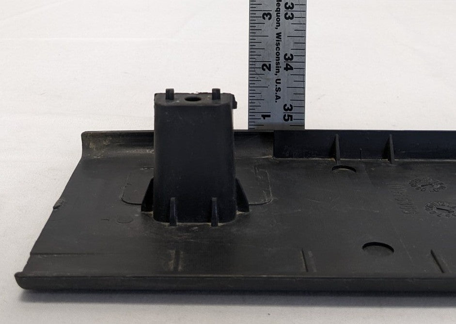 Used Freightliner Cascadia P3 Door Sill Cover - P/N 18-58045-001