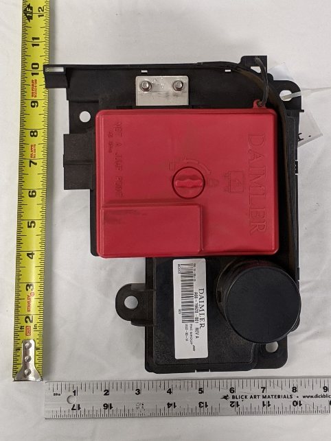 New Freightliner Daimler Battery Cable Access Power Module - P/N A66-19628-001 (10169463308604)