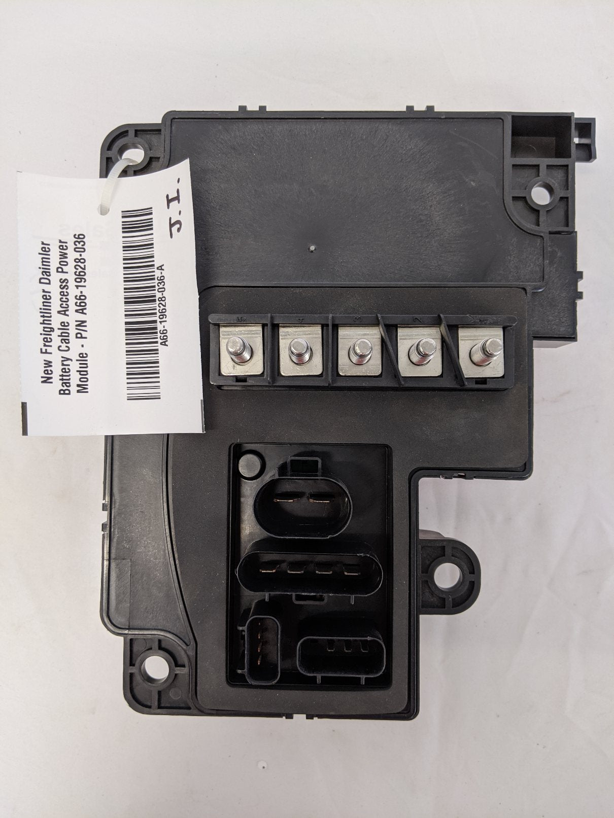 New Freightliner Daimler Battery Cable Access Power Module - P/N A66-19628-036 (10173121626428)