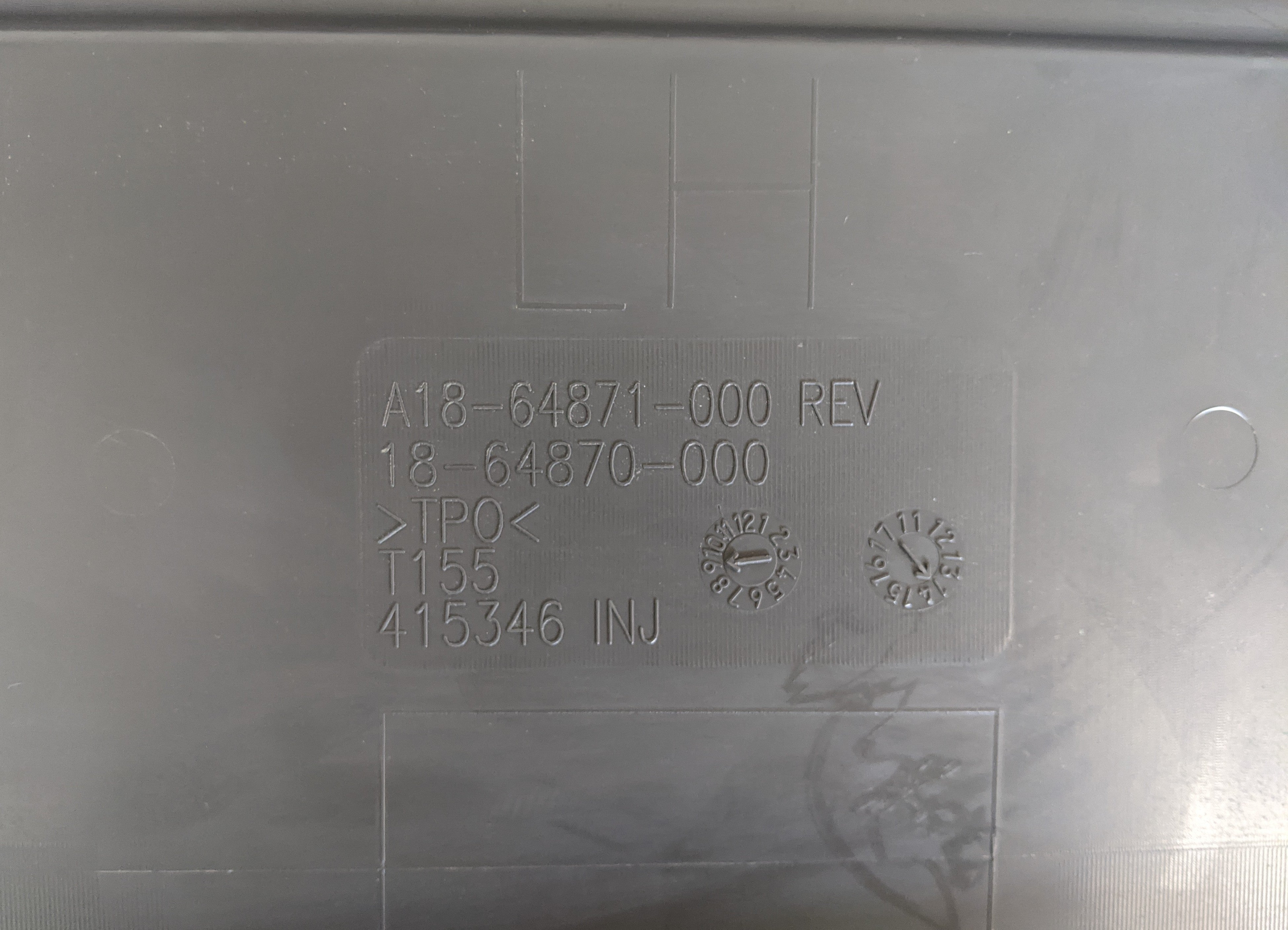 Freightliner Cascadia Overhead Console Panel (A18-64871-000)