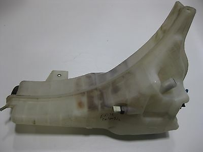 Freightliner Columbia Surge Tank w/ Hose - P/N  05-24406-001, 05-24689-000 (3939453337686)