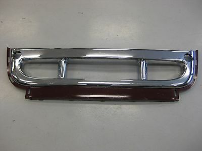 Freightliner Center Bumper Piece w/ Chrome Overlay - 21-28446-000, 21-27299-001 (4023593926742)